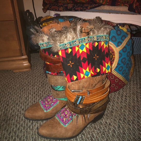 One of a kind hippie boots - Picture 3 of 5